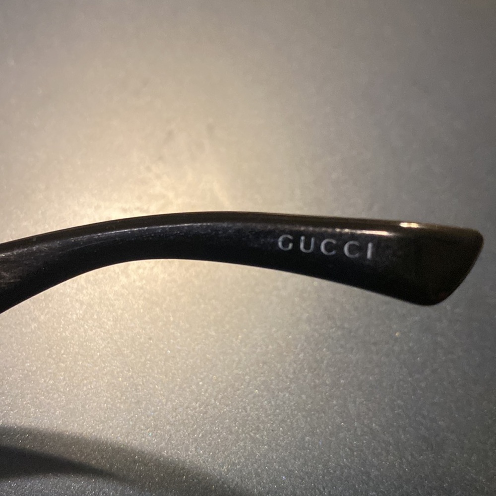 Authentic Gucci eyeglass frames - Picture 3 of 8